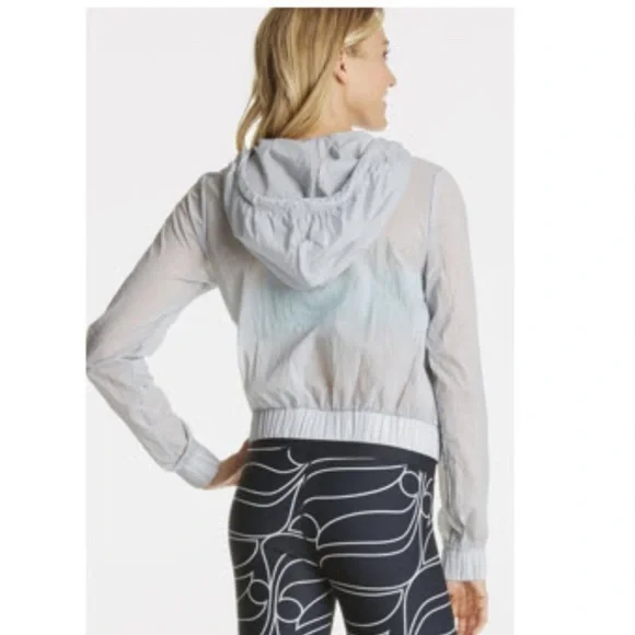 NWOT FABLETICS Donovan ruched light cover up windbreaker perfect after workout! - Picture 3 of 11